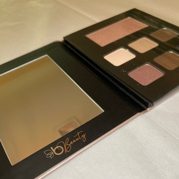 Belk Beauty Eyeshadow and Face Palette in Charlotte - Picture 4 of 4